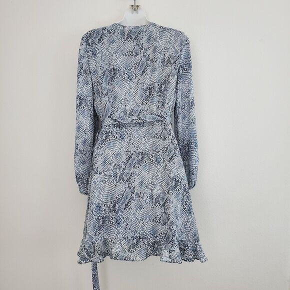 Gianni Bini Women's Wrap Dress Small Gray Snakeskin Print Mini Ruffle - Picture 8 of 11